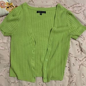 super cute green crop top